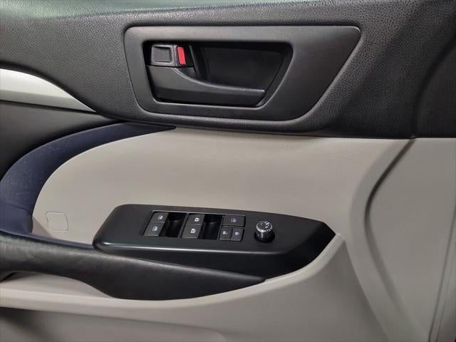 2017 Toyota Highlander LE Plus