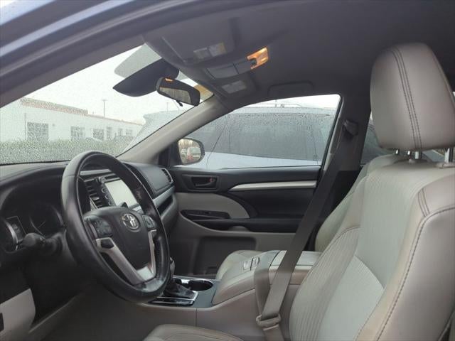 2017 Toyota Highlander LE Plus