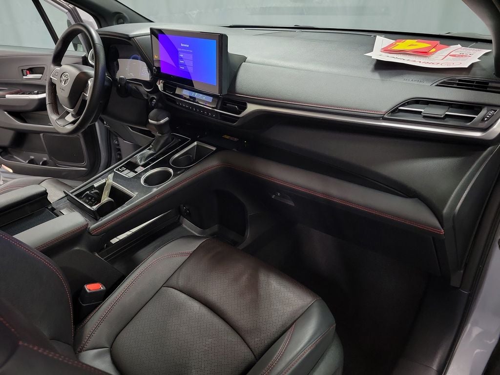 2025 Toyota Sienna XSE 7 Passenger