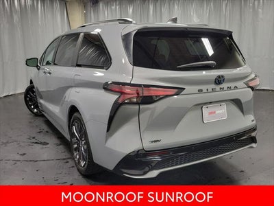 2025 Toyota Sienna XSE 7 Passenger
