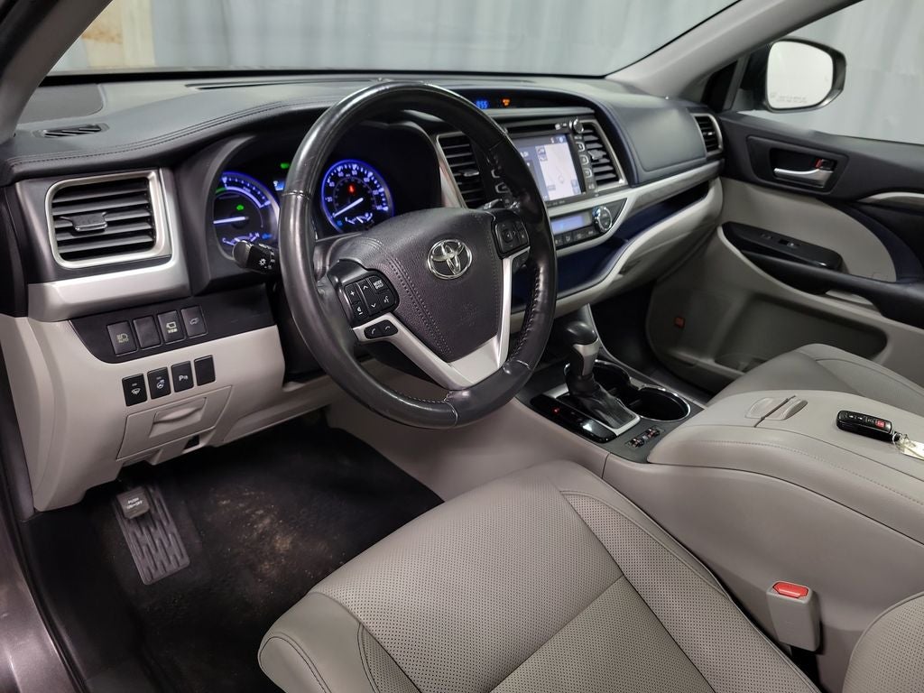 2019 Toyota Highlander Hybrid Limited Platinum