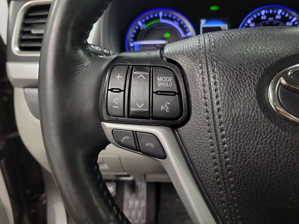 2019 Toyota Highlander Hybrid Limited Platinum