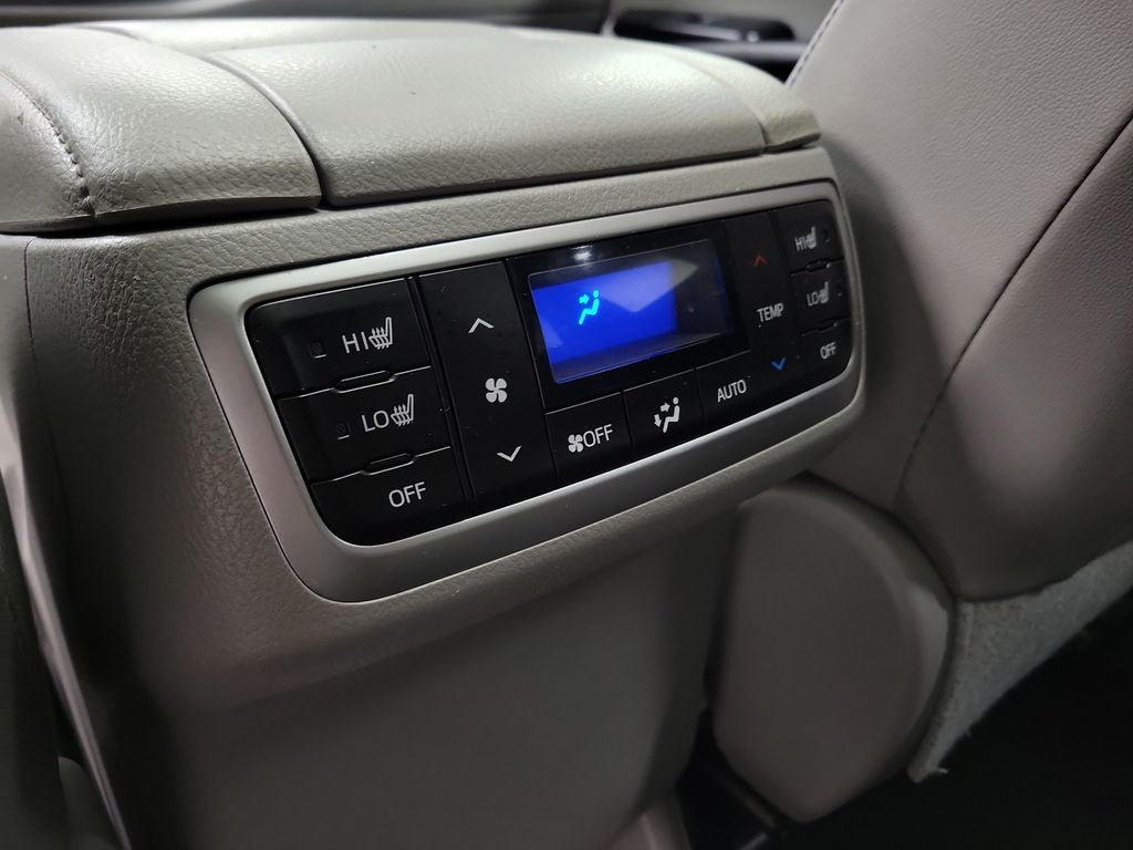 2019 Toyota Highlander Hybrid Limited Platinum