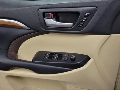 2018 Toyota Highlander Hybrid Limited Platinum