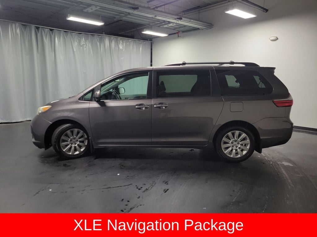 2015 Toyota Sienna XLE 7 Passenger