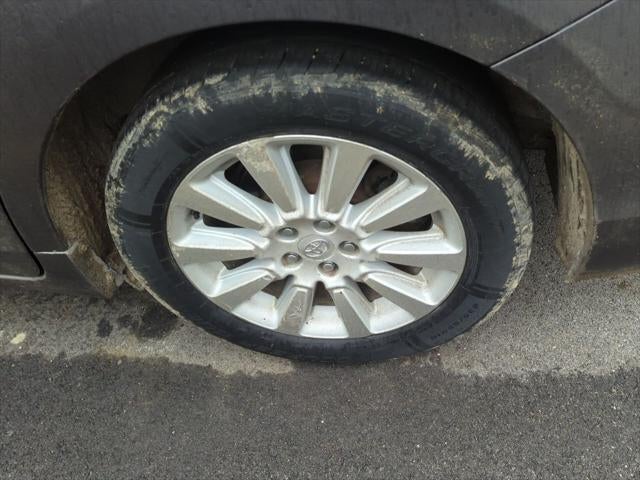 2013 Toyota Sienna XLE 7 Passenger