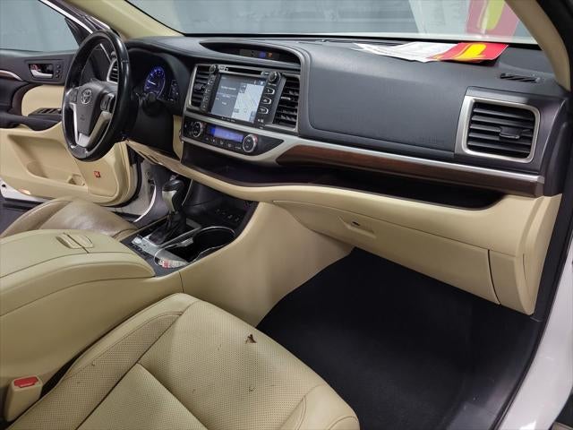 2016 Toyota Highlander Limited