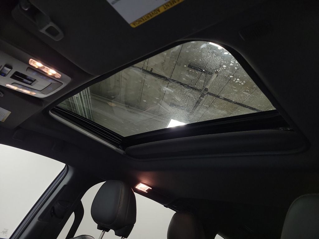 2022 Toyota Sienna XSE 7 Passenger