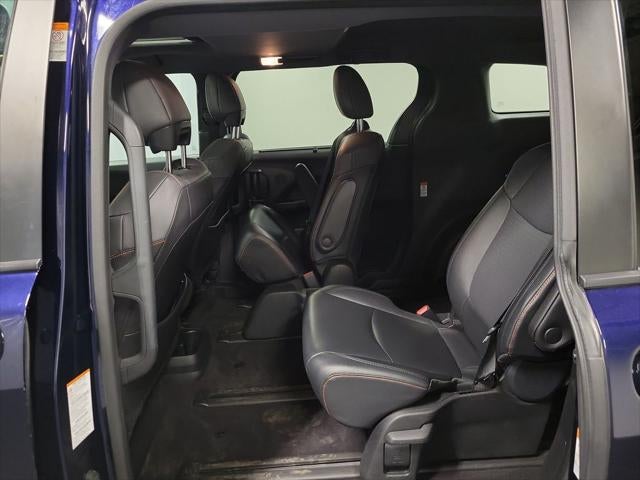 2022 Toyota Sienna XSE 7 Passenger