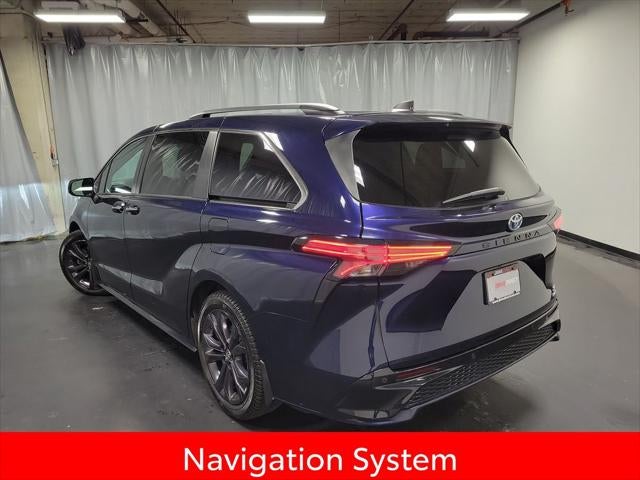 2022 Toyota Sienna XSE 7 Passenger