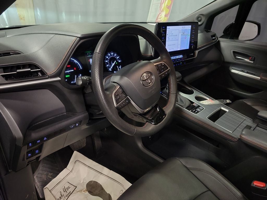 2023 Toyota Sienna XSE 7 Passenger