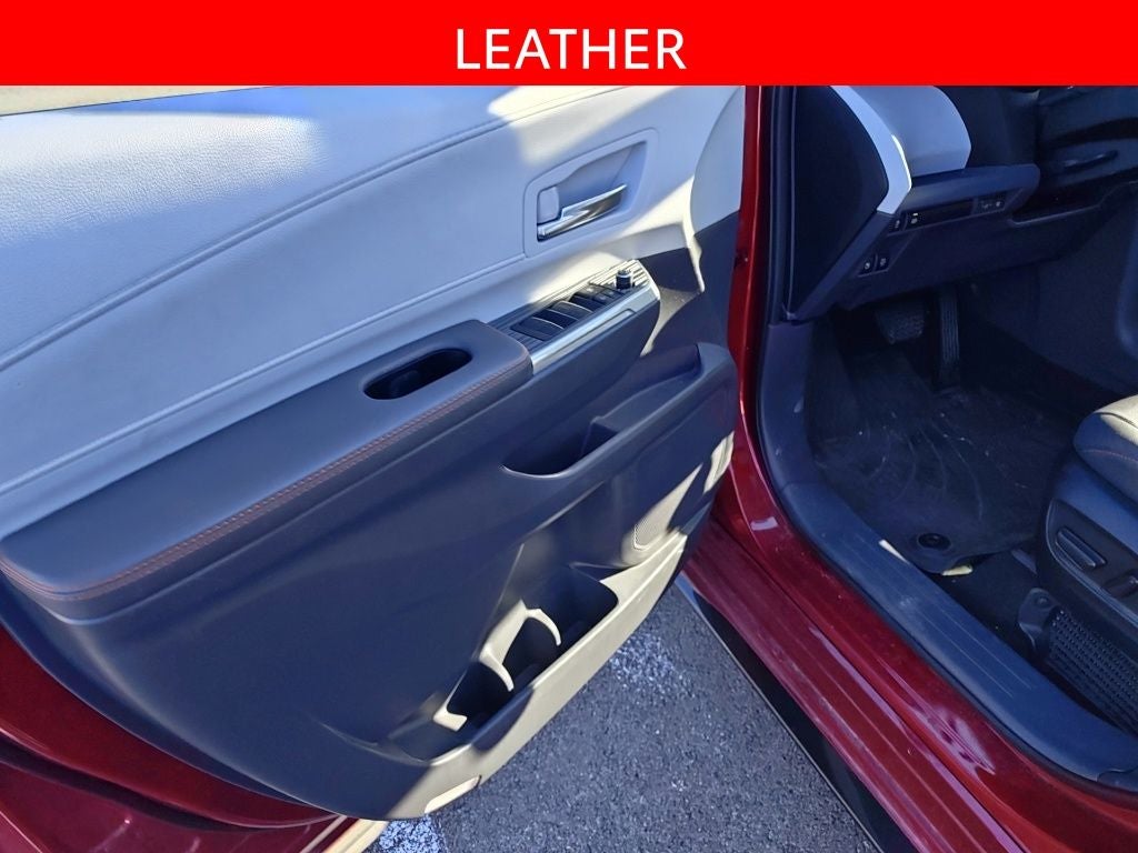 2023 Toyota Sienna XSE 7 Passenger