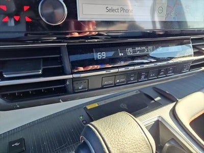 2023 Toyota Sienna XSE 7 Passenger