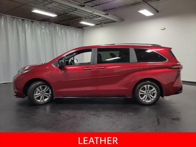 2023 Toyota Sienna XSE 7 Passenger