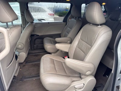 2017 Toyota Sienna XLE 7 Passenger