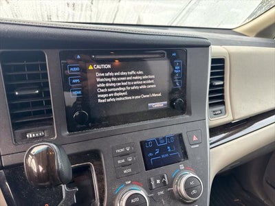 2017 Toyota Sienna XLE 7 Passenger