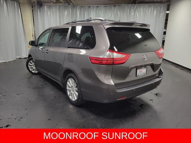 2017 Toyota Sienna XLE Premium 7 Passenger