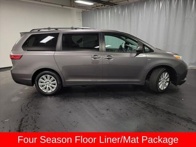 2017 Toyota Sienna XLE Premium 7 Passenger