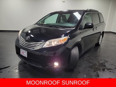 2017 Toyota Sienna XLE Premium 7 Passenger