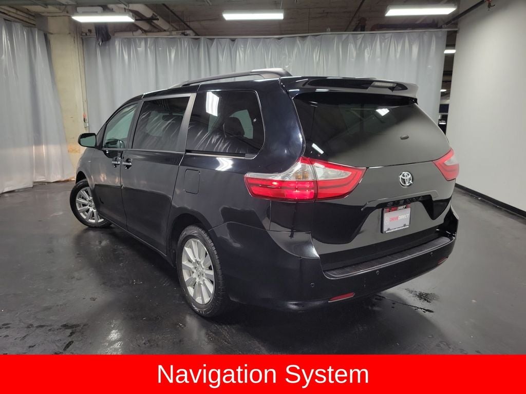2017 Toyota Sienna XLE Premium 7 Passenger