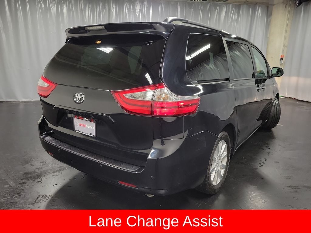 2017 Toyota Sienna XLE Premium 7 Passenger