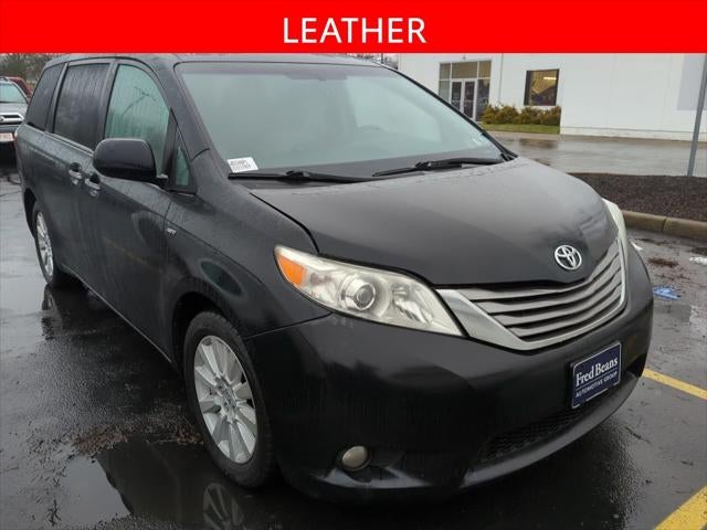 2017 Toyota Sienna XLE Premium 7 Passenger
