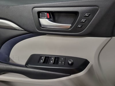 2019 Toyota Highlander Limited Platinum