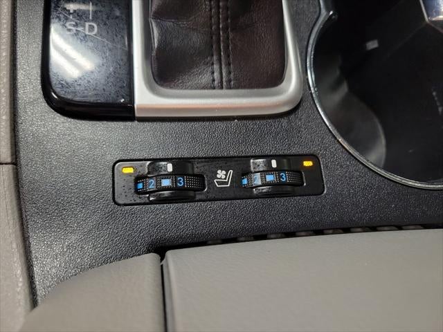 2019 Toyota Highlander Limited Platinum