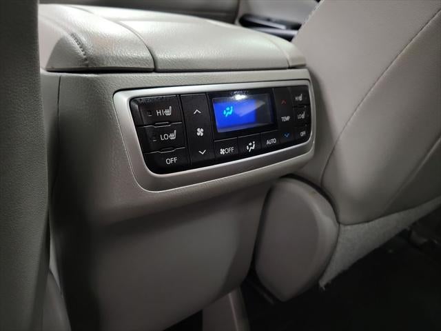 2019 Toyota Highlander Limited Platinum