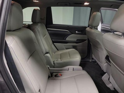 2019 Toyota Highlander Limited Platinum