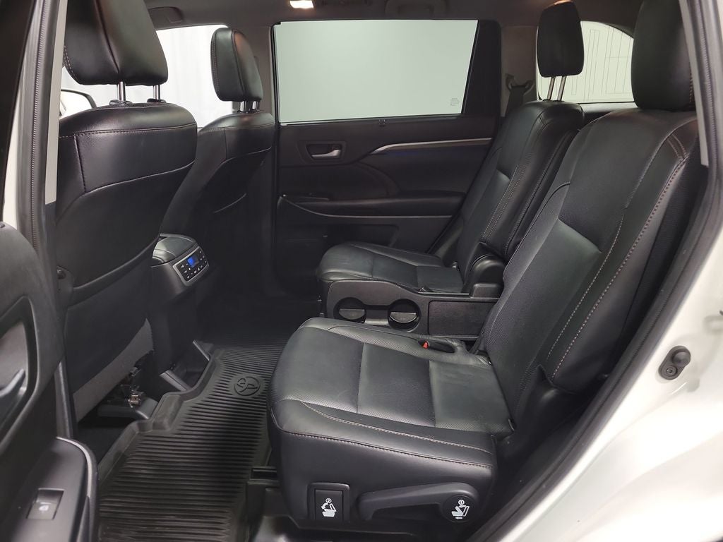 2019 Toyota Highlander Limited Platinum