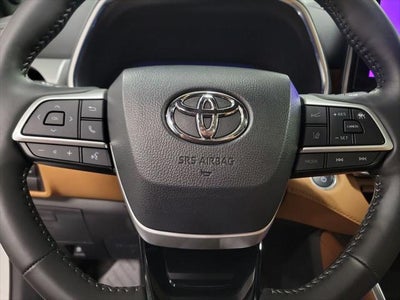 2026 Toyota Highlander Hybrid Platinum