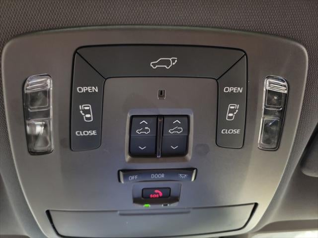 2024 Toyota Sienna Platinum 7 Passenger