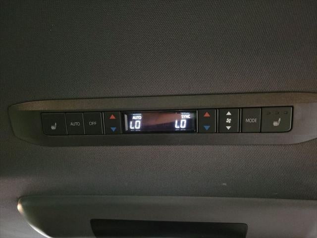 2024 Toyota Sienna Platinum 7 Passenger