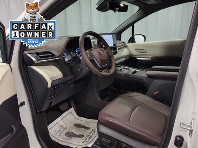 2024 Toyota Sienna Platinum 7 Passenger