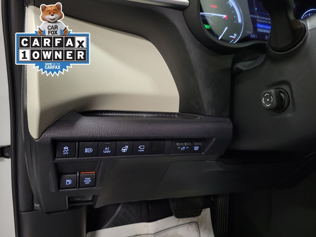 2024 Toyota Sienna Platinum 7 Passenger