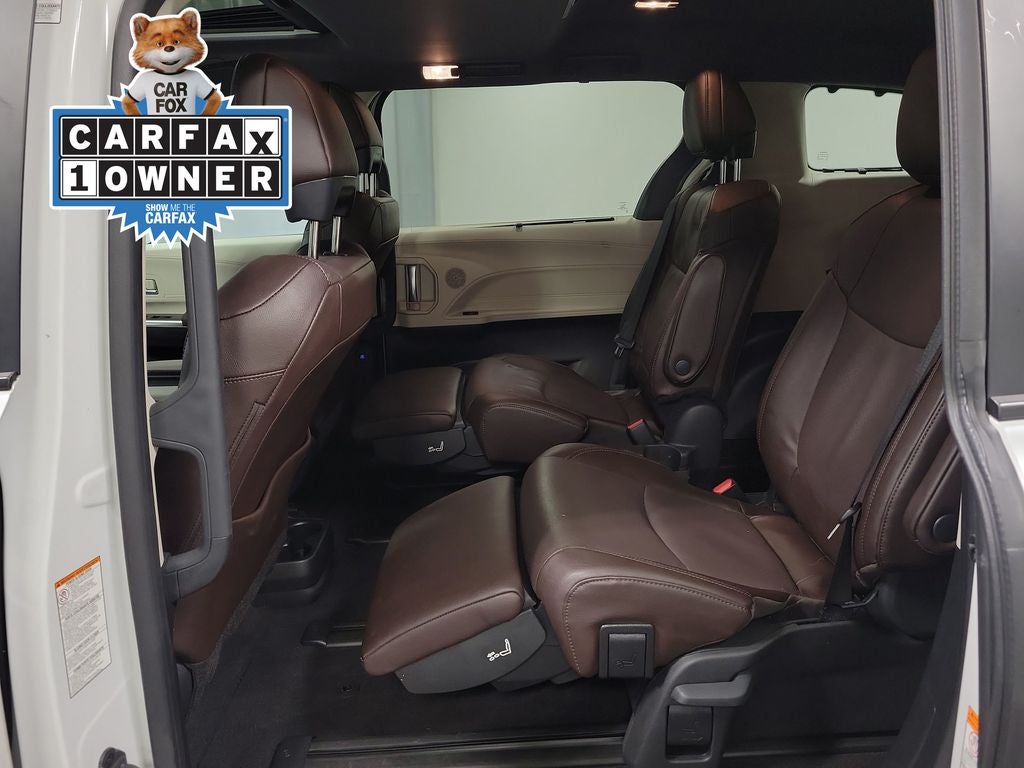 2024 Toyota Sienna Platinum 7 Passenger