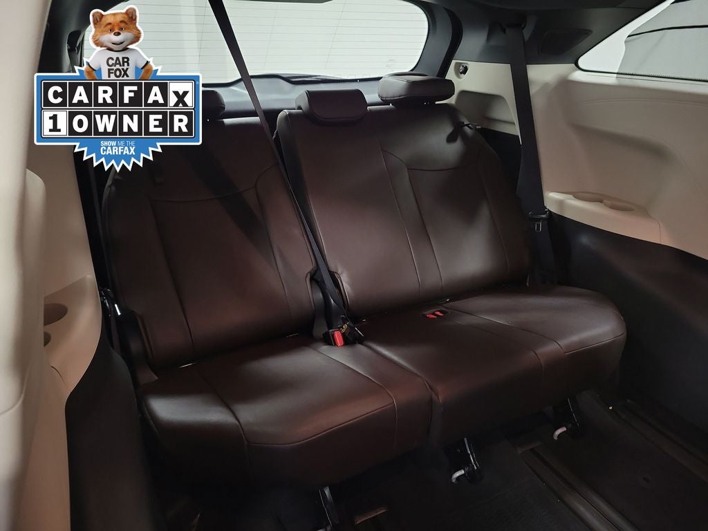 2024 Toyota Sienna Platinum 7 Passenger