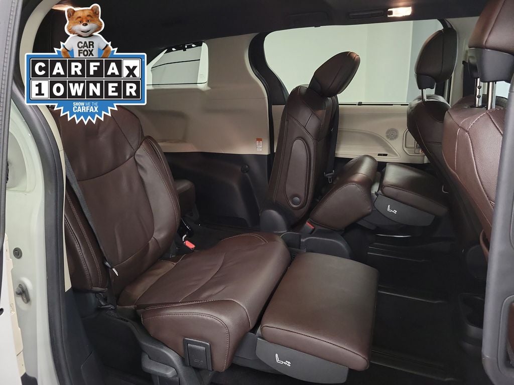 2024 Toyota Sienna Platinum 7 Passenger