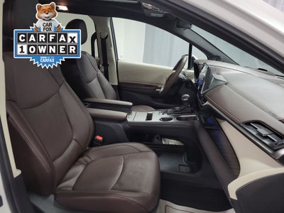 2024 Toyota Sienna Platinum 7 Passenger