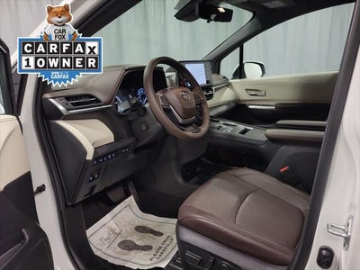 2024 Toyota Sienna Platinum 7 Passenger