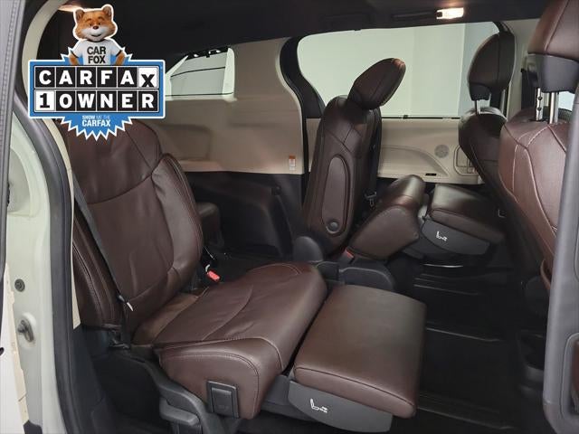 2024 Toyota Sienna Platinum 7 Passenger
