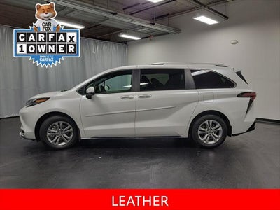 2024 Toyota Sienna Platinum 7 Passenger