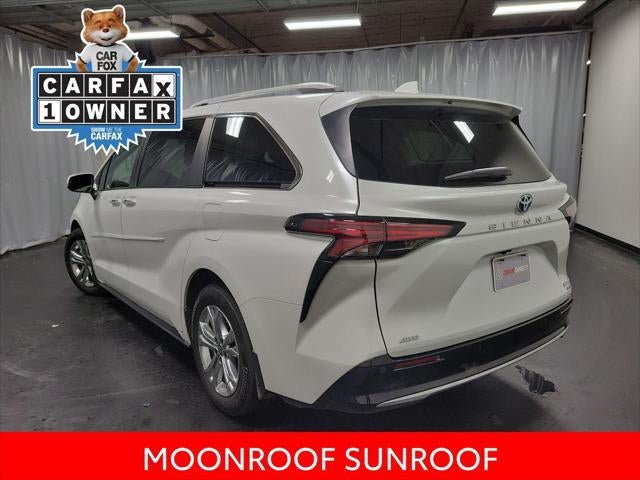 2024 Toyota Sienna Platinum 7 Passenger