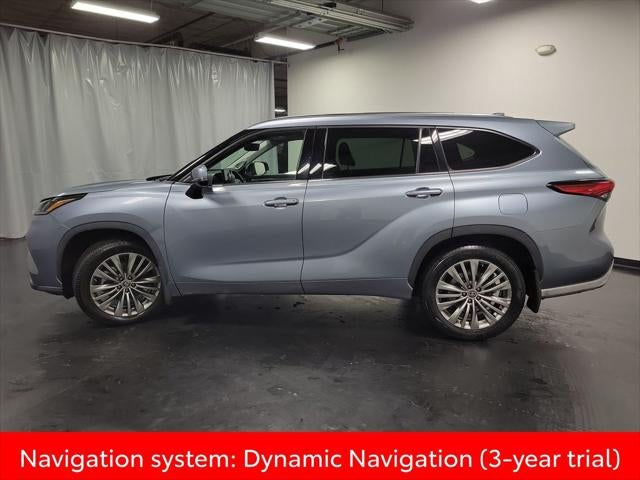 2022 Toyota Highlander Platinum