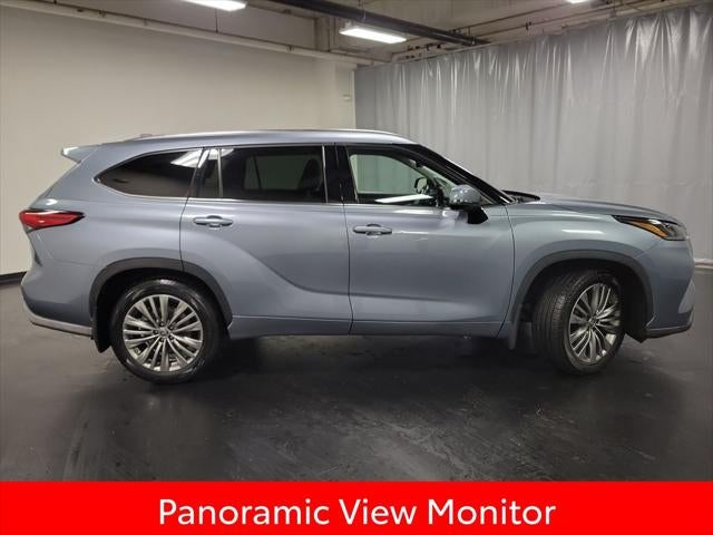 2022 Toyota Highlander Platinum