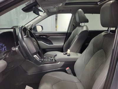 2022 Toyota Highlander Platinum