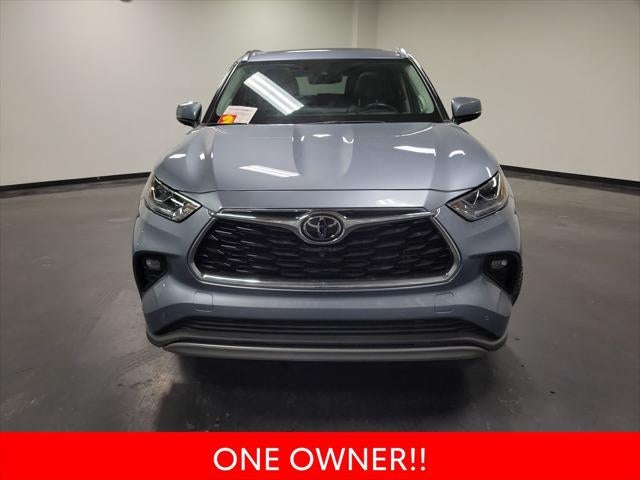 2022 Toyota Highlander Platinum