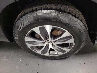 2020 Toyota Highlander Hybrid XLE