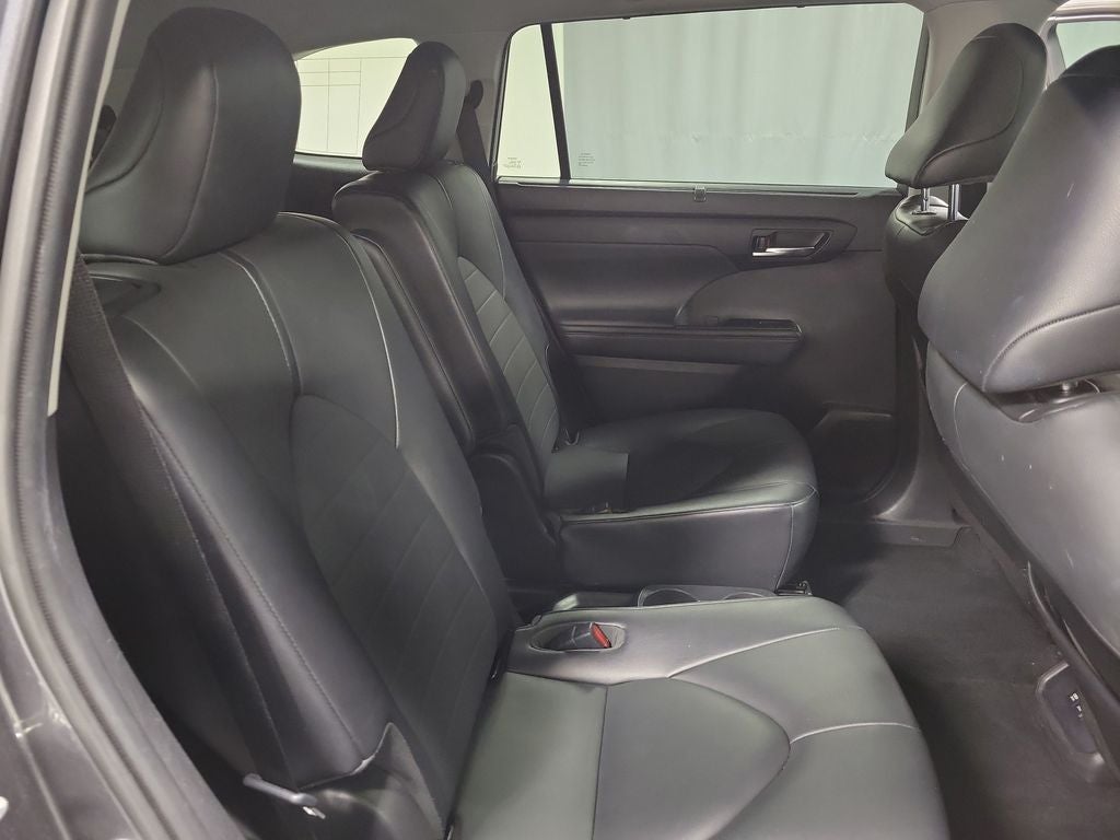 2020 Toyota Highlander Hybrid XLE